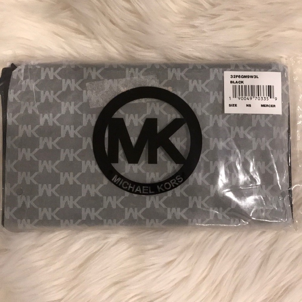 Michael Kors clutch